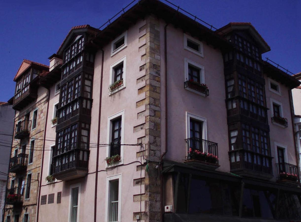 Apartamentos Ebro Reinosa Exteriör bild
