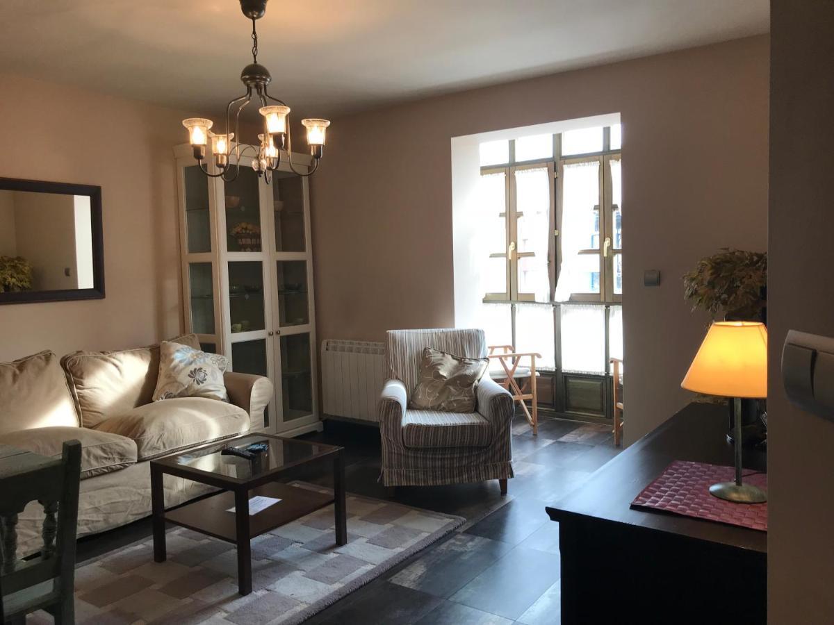 Apartamentos Ebro Reinosa Exteriör bild